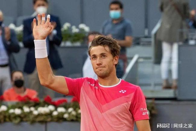 多的悬念与 多的悬念与