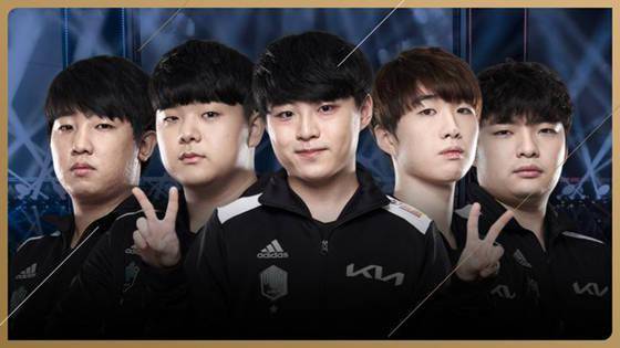 在控制比赛 在控制比赛