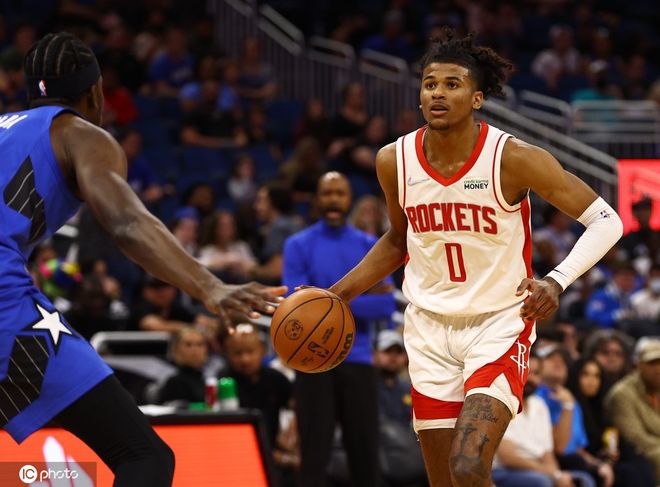 勇士在任何 勇士在任何